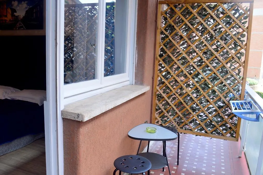 Check-Inn Rooms Rome 3*,  Italy