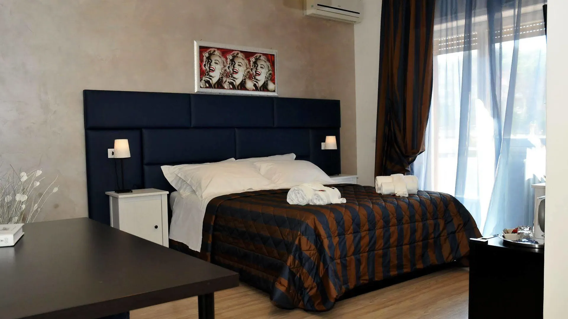 Check-Inn Rooms Rome